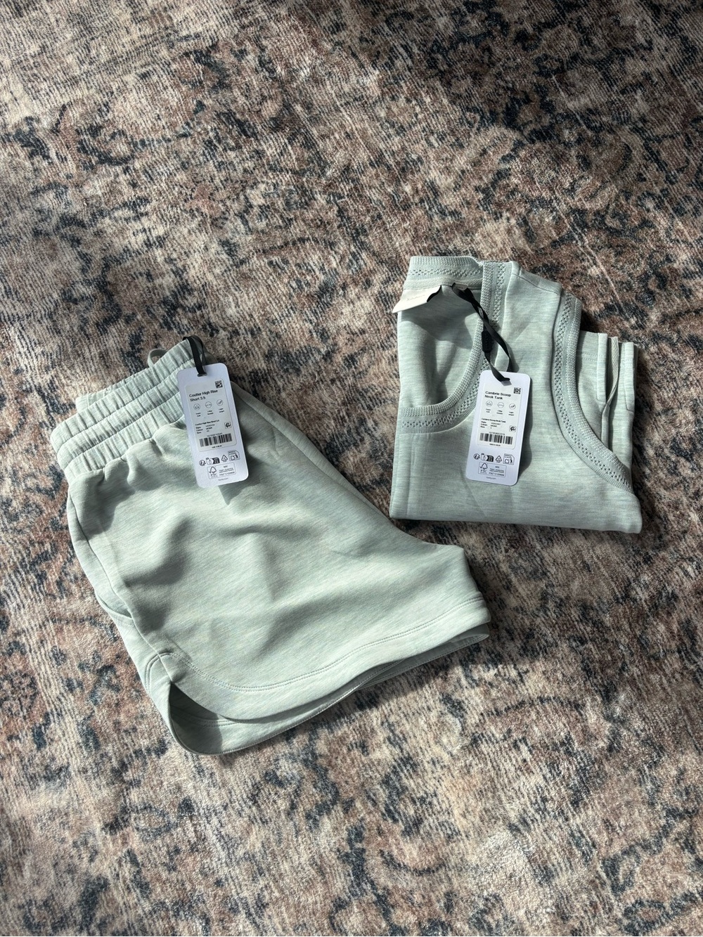 Varley Cambrie Scoop Neck tank & Cambrie High Rise Short 3.5